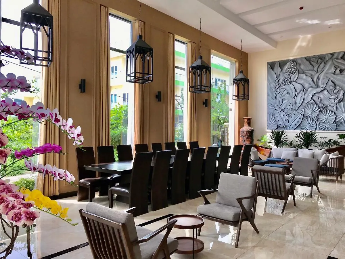Tubong Hotel Private Enterprise Nha Trang 2*,