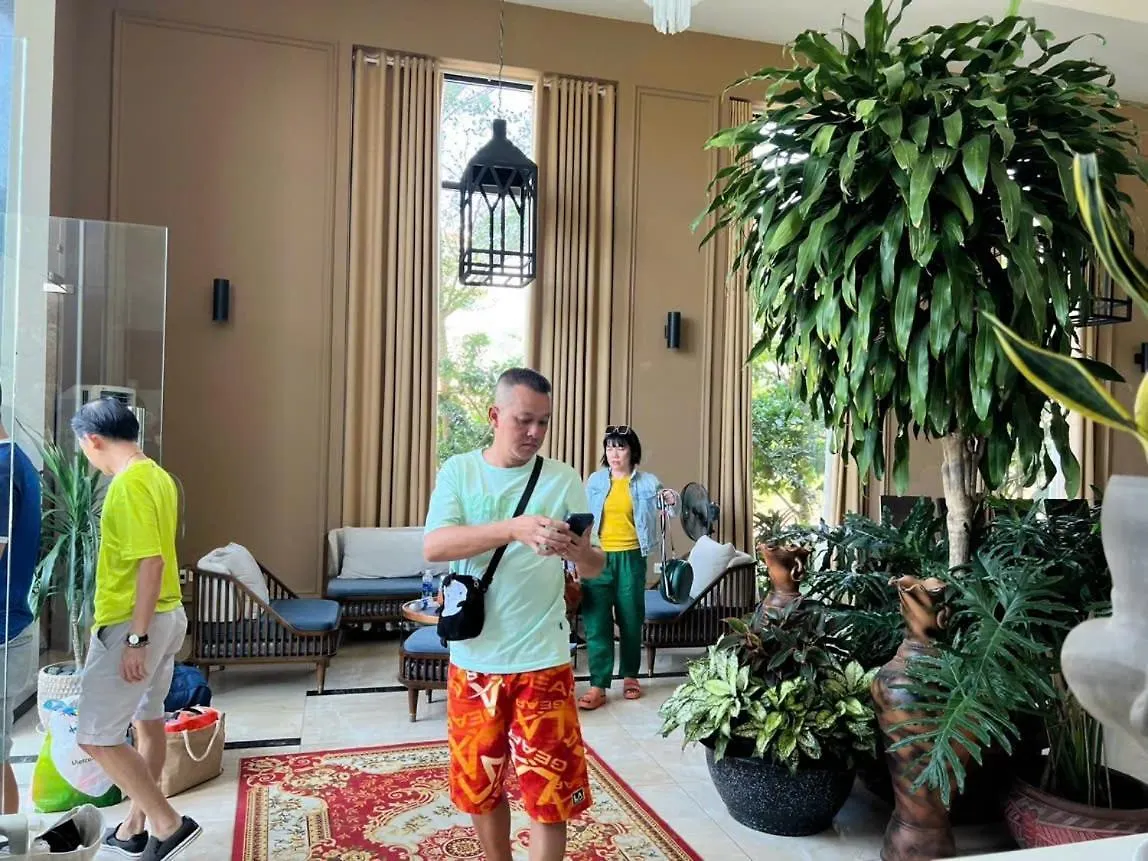 Tubong Hotel Private Enterprise Nha Trang 2*,  Vietnám