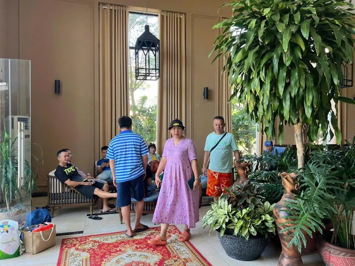 Tubong Hotel Private Enterprise Nha Trang 2*,