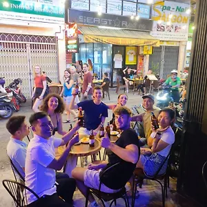 saigon-chill-hostel.hotelsvungtau.com/