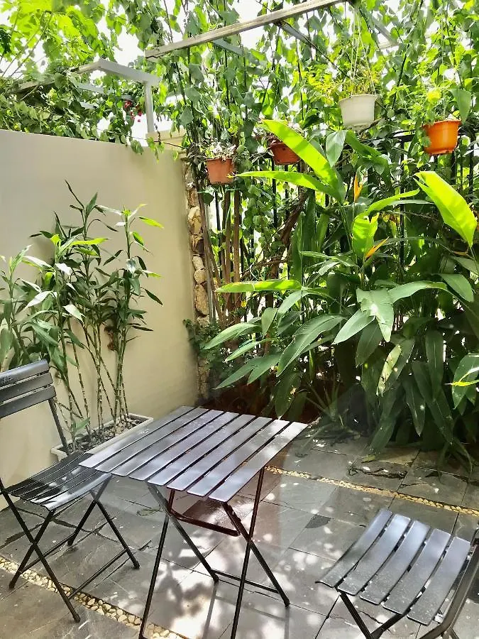 Tubong Hotel Private Enterprise Нячанг